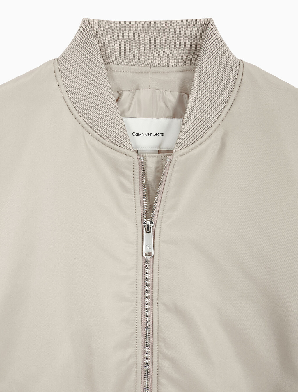Buy 여성 필드 나일론 보머 자켓 in color BROWN