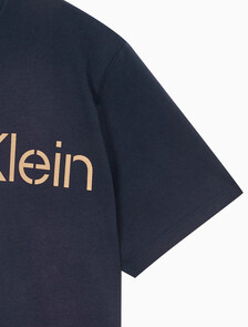 Buy 남성 소프트 페이디드 로고 크루넥 반팔 티셔츠 in color DARK SAPPHIRE