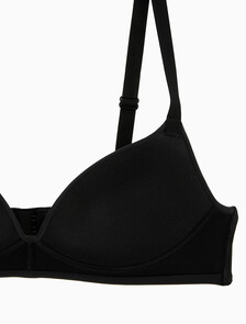 Buy 섭리미널 와이어프리 푸쉬업 플런지 in color BLACK