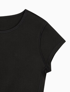 Buy 여성 코튼 스트레치 립 리브드 크롭티 in color BLACK