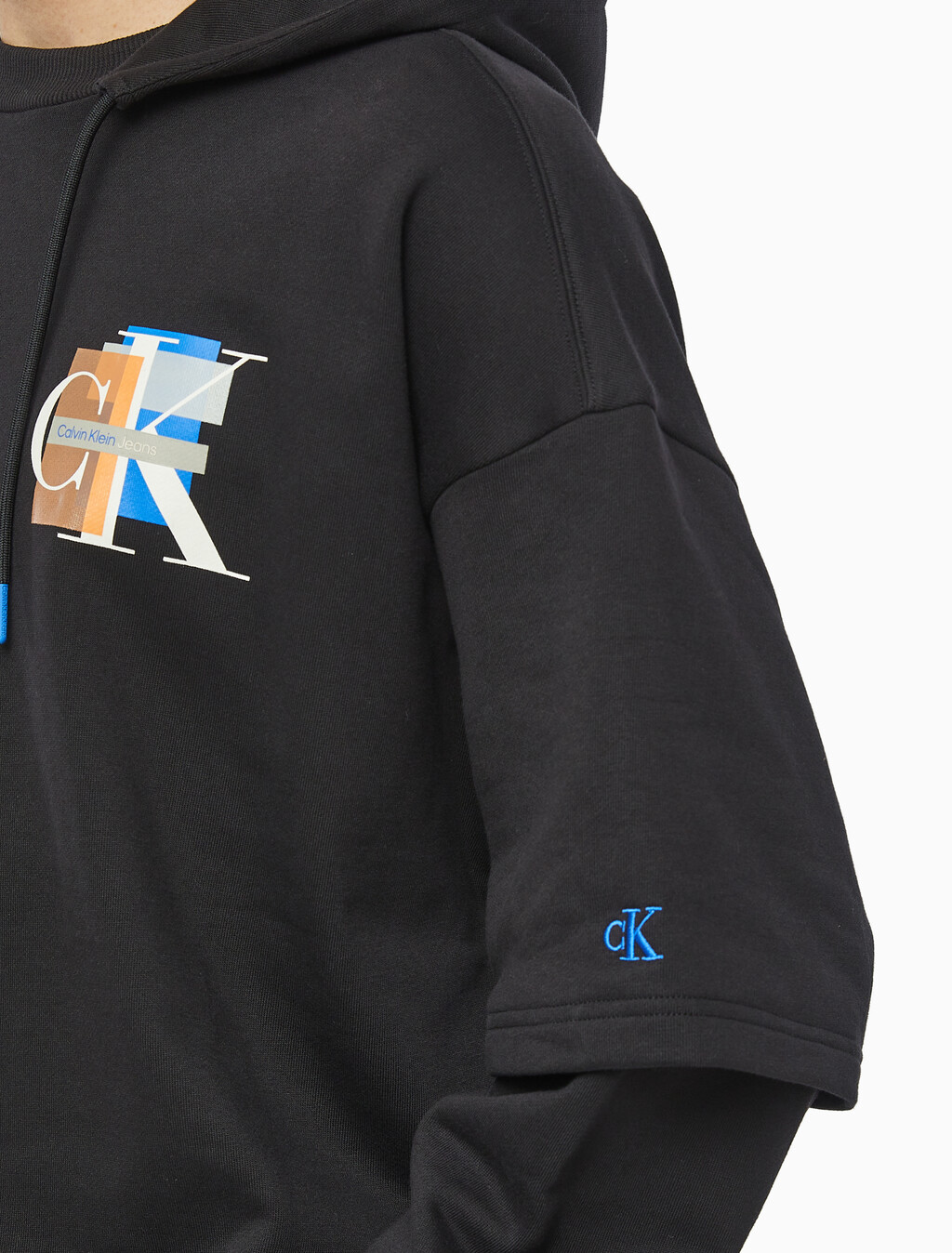 Buy 남성 롱슬리브 패션 레이어드 후디 in color CK BLACK