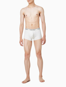 Buy 남성 마이크로 스트레치 로우 라이즈 트렁크 in color Ivory