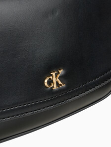 Buy 여성 하드웨어 모노그램 플랩 카메라 백 in color BLACK