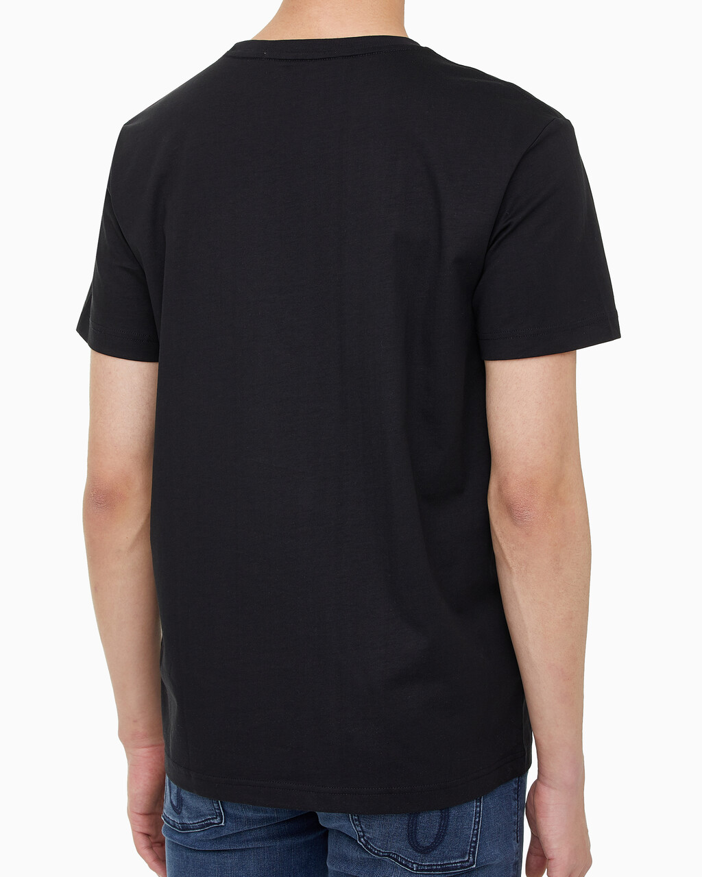 Buy 남성 레귤러핏 솔리드 CK 로고 반팔 티셔츠 in color CK BLACK