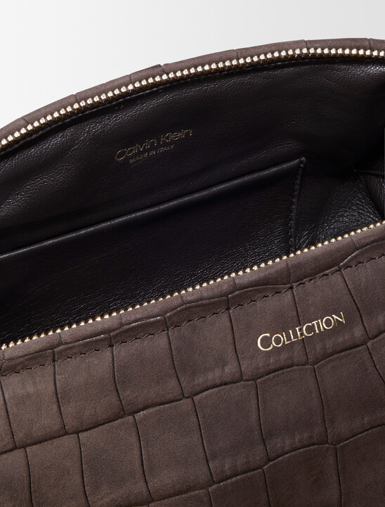 SMALL SOFT ZIPPED POUCH