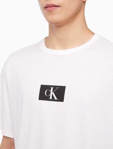 Buy 남성 1996 크루넥 반팔 티셔츠 in color WHITE