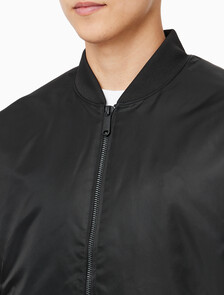 Buy 남성 히어로 봄버 자켓 in color BLACK
