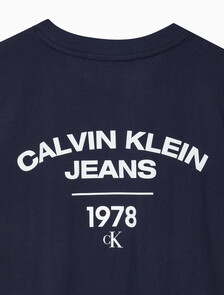 Buy 남성 1978 백 커브드 로고 반팔 티셔츠 in color NIGHT SKY