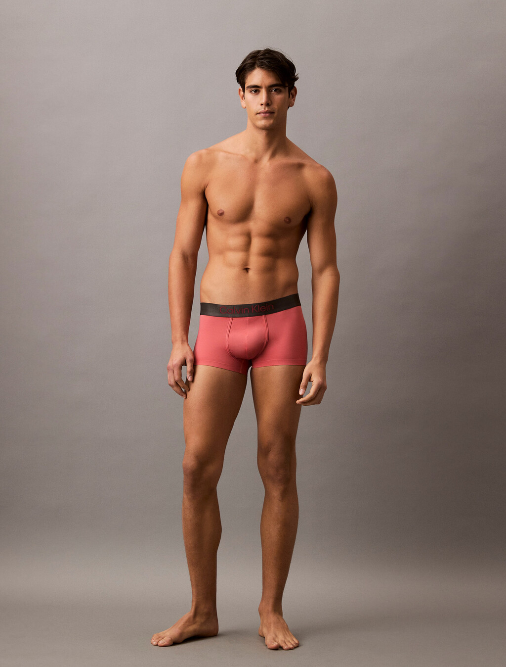 Buy 남성 브러시드 마이크로파이버 스트레치 로우 라이즈 트렁크 in color ANTIQUE PINK