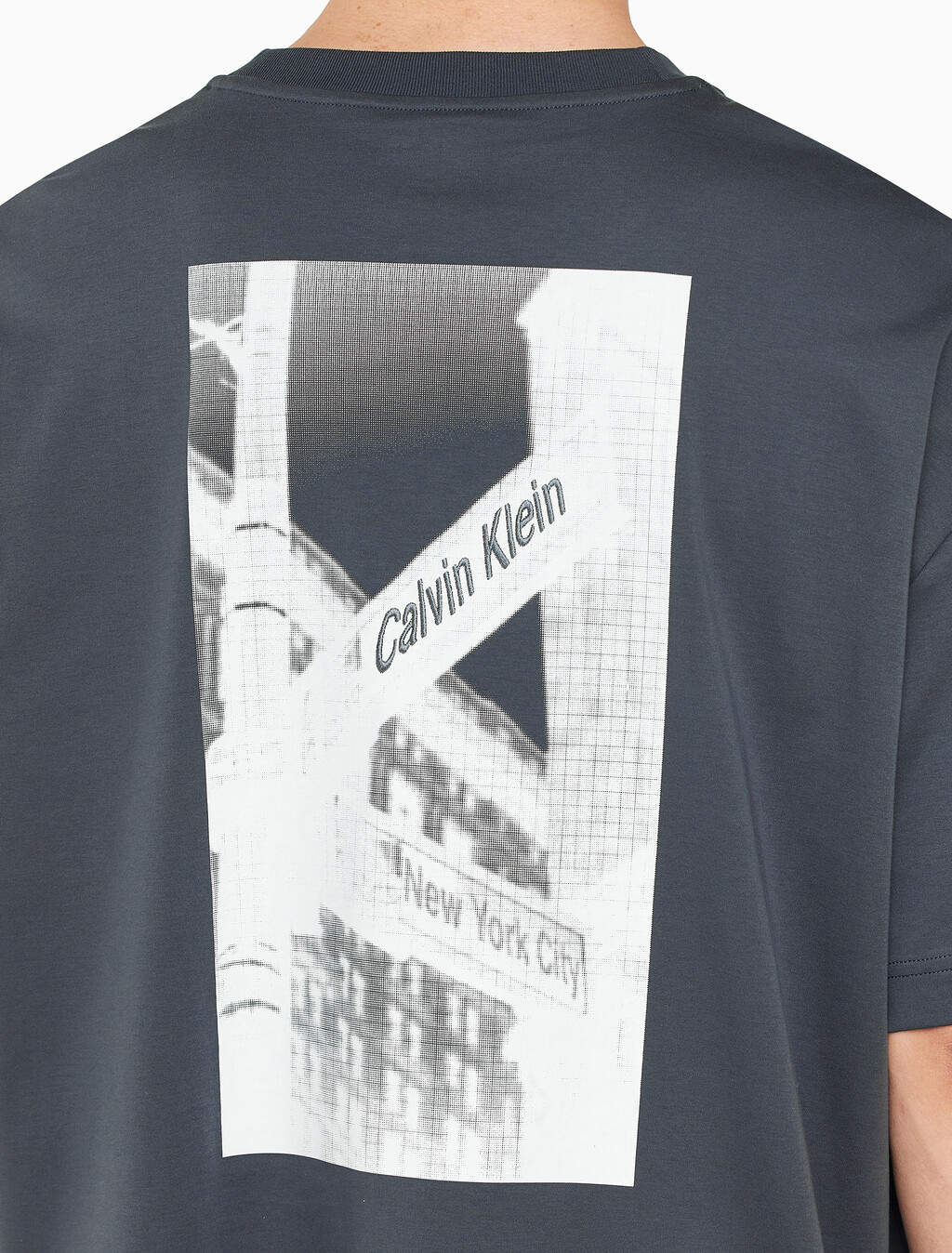 Buy 남성 NYCK 그래픽 반팔 티셔츠 in color NAVY
