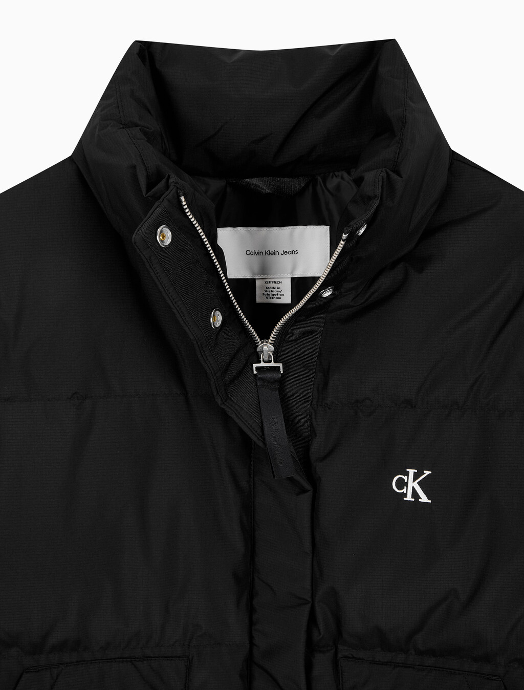 Buy 여성 숏 렝스 스탠드 카라 푸퍼 in color BLACK