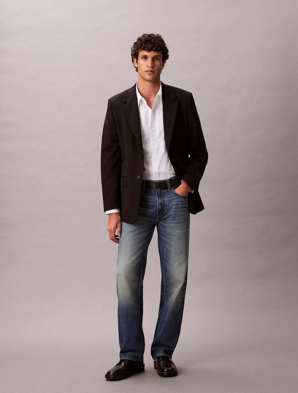 Buy 남성 90's 스트레이트핏 미드블루 럭스라인 기모 데님 in color mid blue