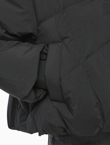 Buy 여성 숏다운 와이드넥 푸퍼 in color CK BLACK