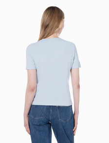 Buy 여성 릴렉스핏 아카이브 로고 크루넥 반팔 티셔츠 in color LIGHT BLUE