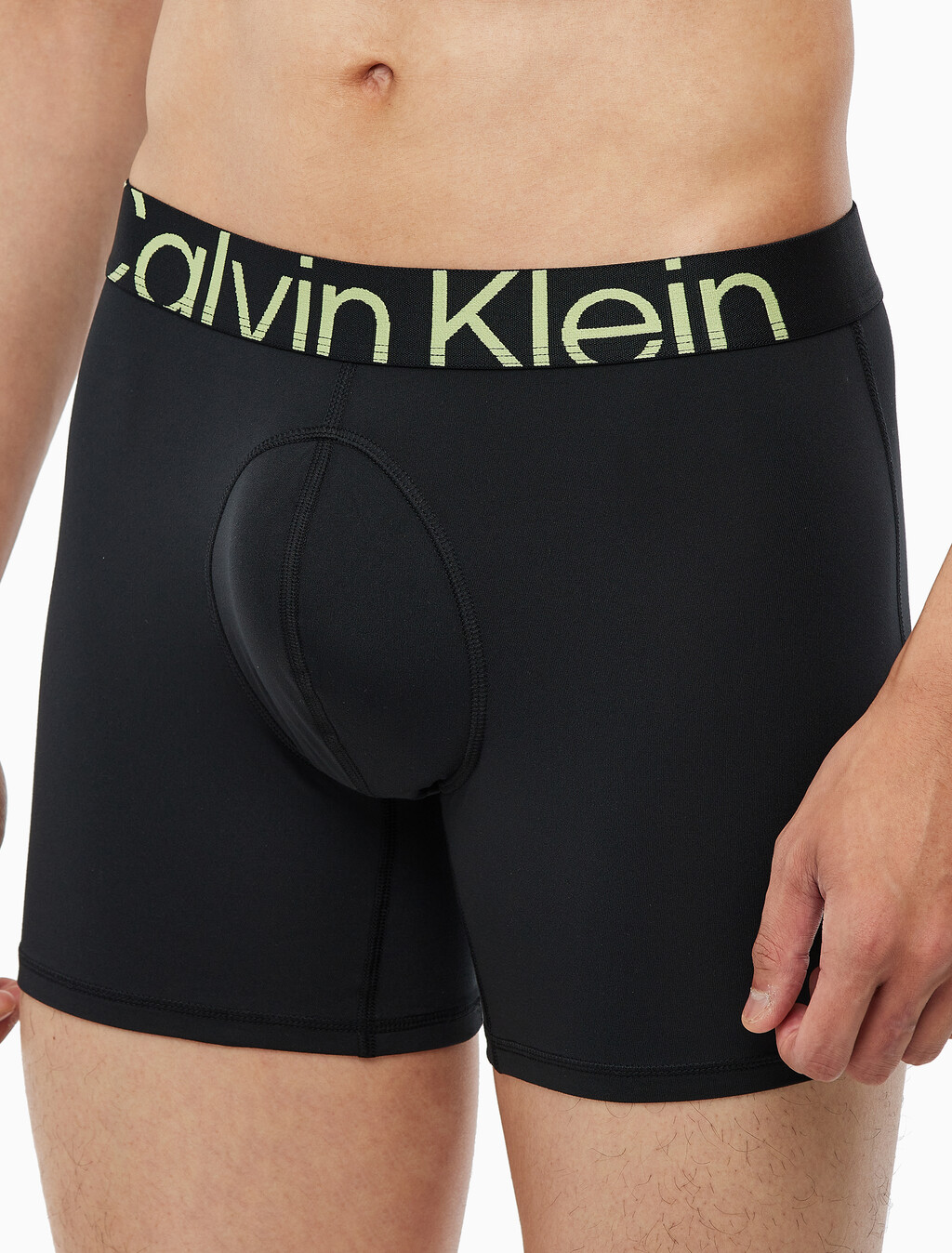 Buy 남성 퓨쳐쉬프트 마이크로 박서브리프 in color BLACK