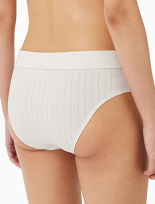 Buy 여성 헤리티지 애슬레틱 비키니 in color TOFU