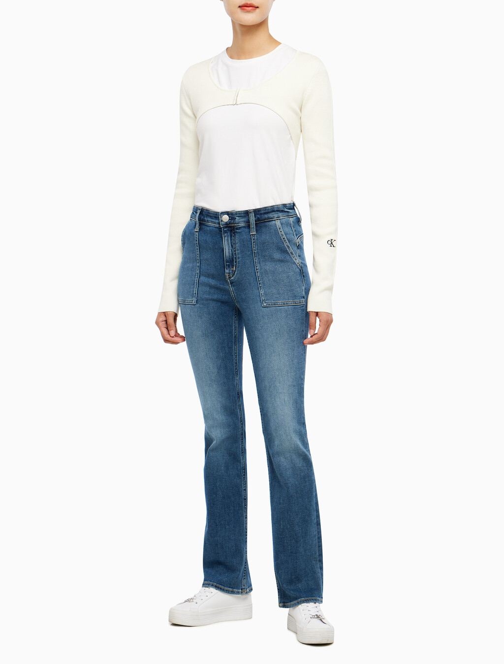 Buy 여성 마이크로 가디건 in color WHITE