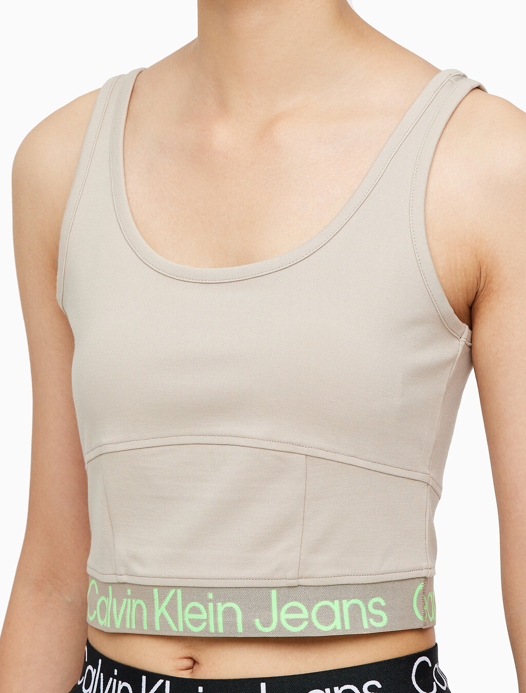 Buy 여성 투인원 벨벳 스웻셔츠 in color PASTEL GREEN