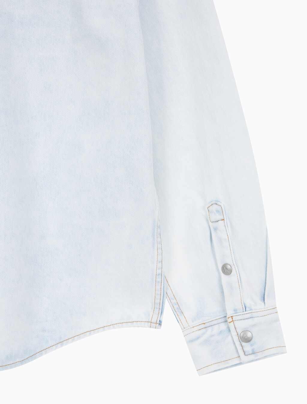 Buy 남성 릴렉스핏 데님 셔츠 in color CHALKY BLUE