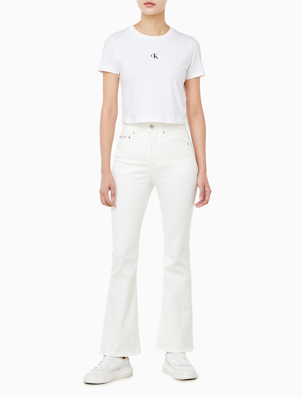 Buy 여성 하이라이즈 플레어 데님 in color WHITE