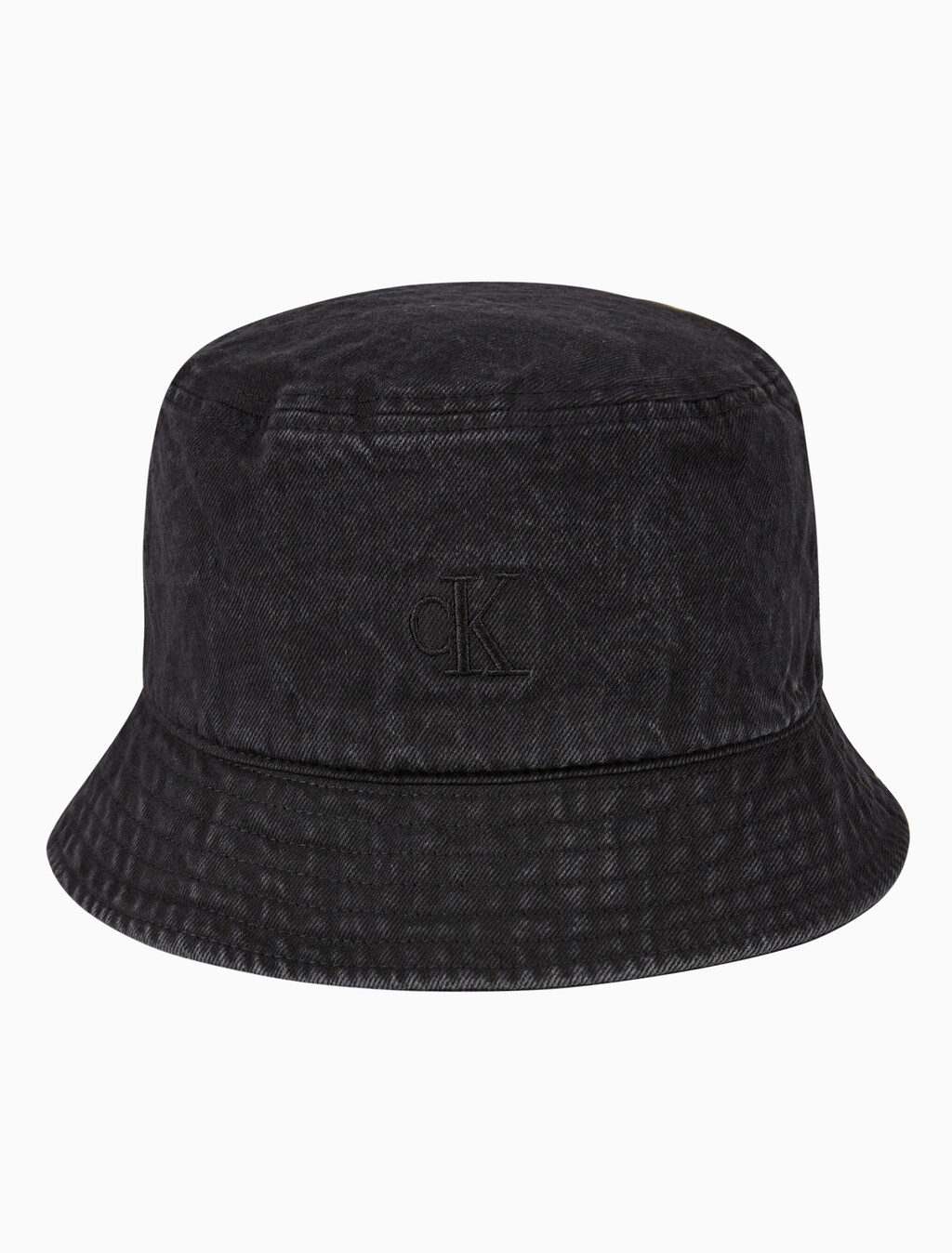 Buy 남녀공용 CKJ 스몰 모노그램 로고 데님 버킷햇 in color BLACK