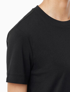 Buy 여성 레귤러핏 스몰 모노그램 로고 반팔 티셔츠 in color BLACK
