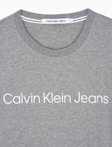 Buy 남성 레귤러핏 인스티튜셔널 로고 스트레치 반팔 티셔츠  in color MID GREY HEATHER