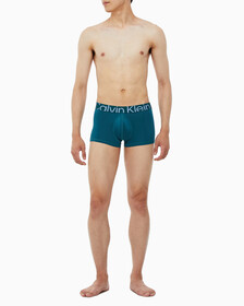 Buy 남성 퓨쳐쉬프트 마이크로 로우라이즈 트렁크 in color ATLANTIC DEEP