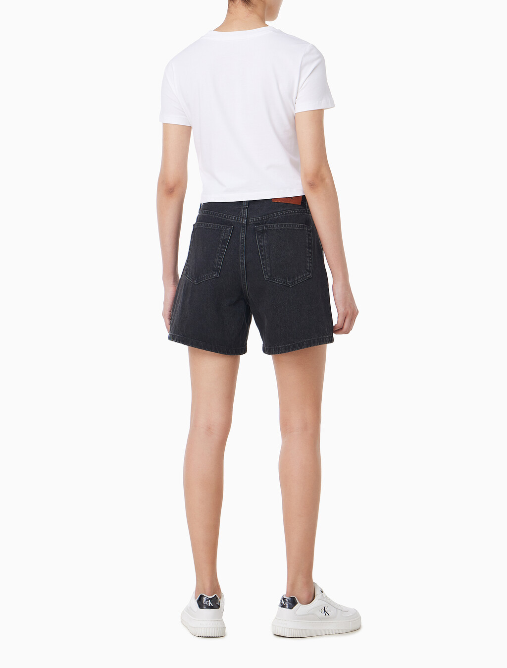 Buy 여성 하이라이즈 A라인 블랙 데님 쇼츠 in color CK ESSENTIAL BLACK