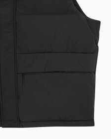 Buy 남성 에센셜 다운 베스트 in color CK BLACK