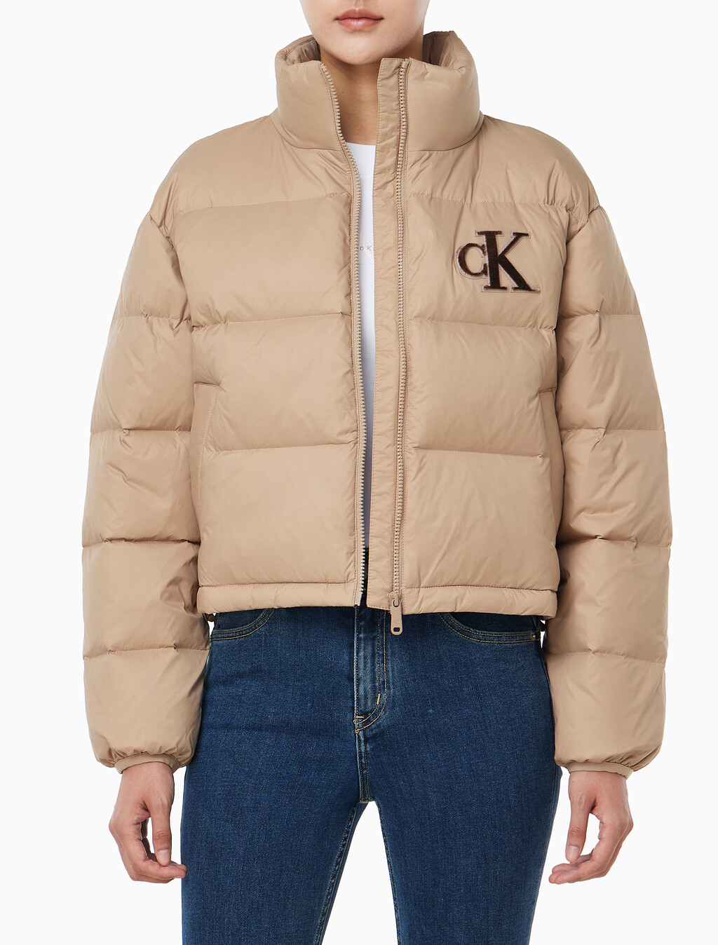 Buy 여성 셔닐 로고 푸퍼 다운 in color CAMEL