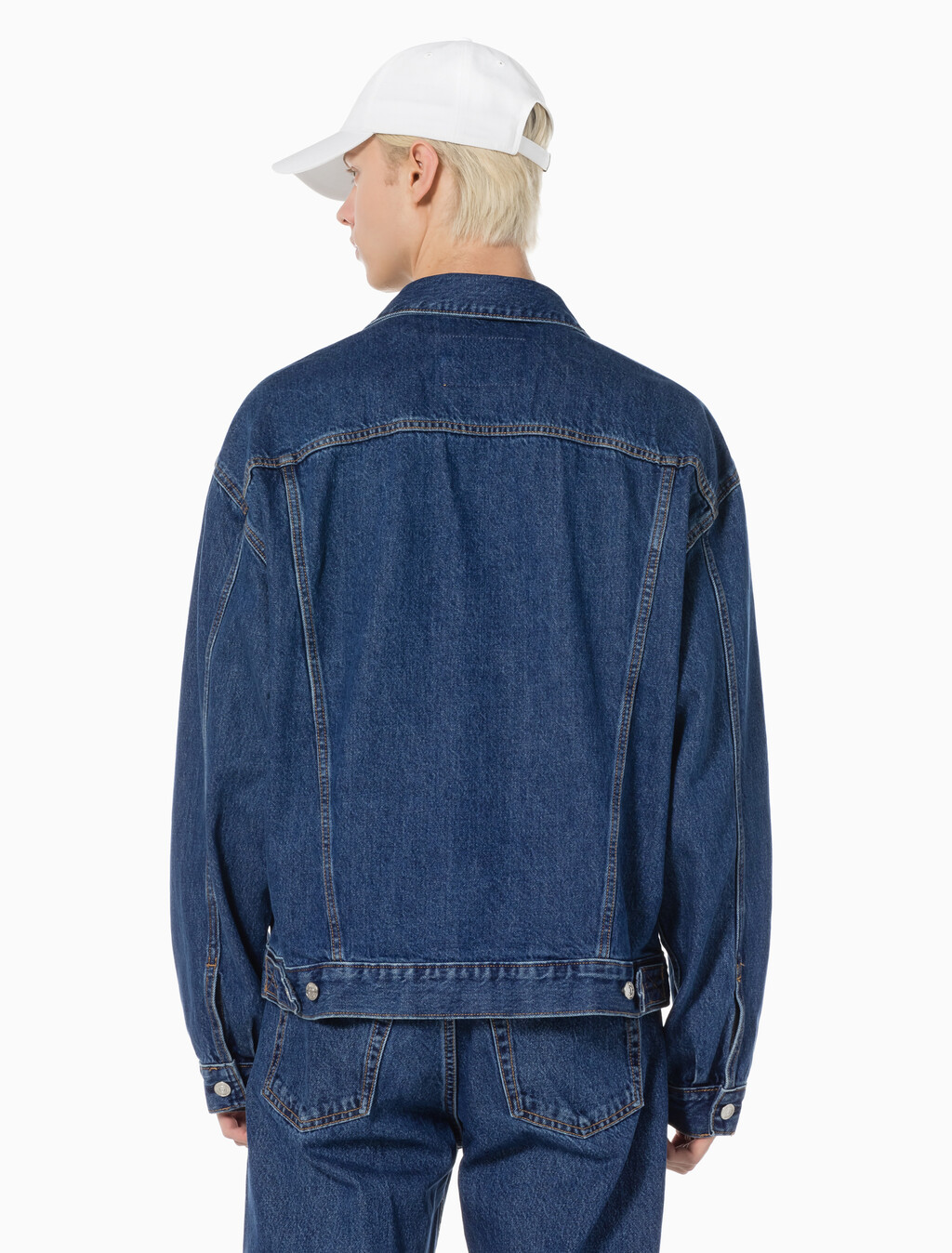 Buy 남성 90's 다크블루 데님 트러커 자켓 in color DARK BLUE