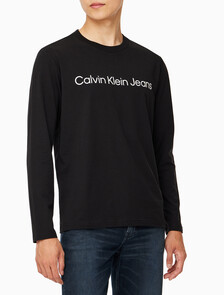 Buy 남성 릴렉스핏 인스티튜셔널 로고 긴팔 티셔츠 in color CK BLACK