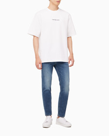 Buy 남성 릴렉스핏 인스티튜셔널 로고 반팔 스웨트셔츠 in color BRIGHT WHITE