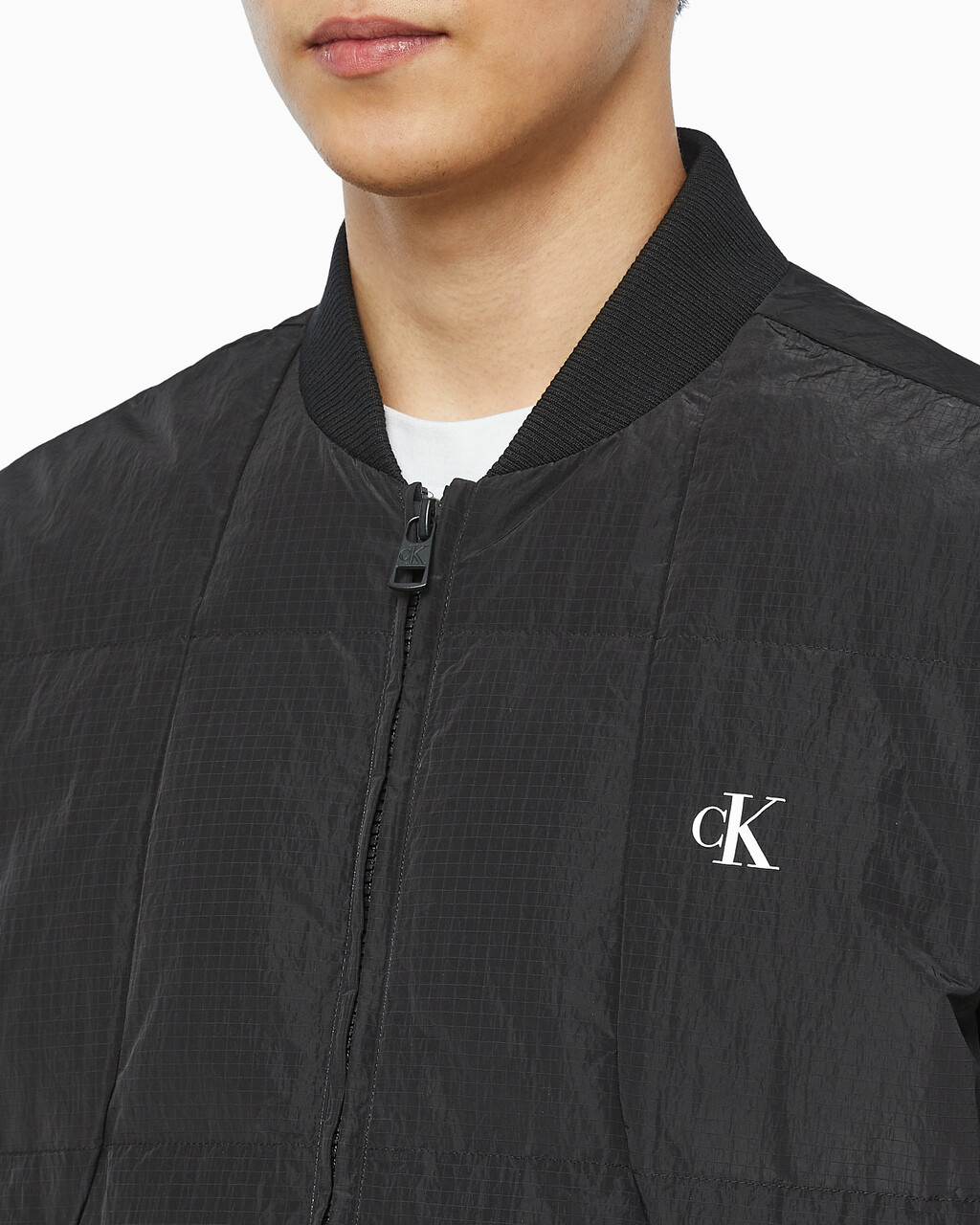 Buy 남성 울트라 라이트 다운 봄버 자켓 in color CK BLACK