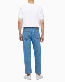 Buy 남성 스트레이트핏 라이트블루 데님 in color COASTAL BLUE