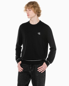 Buy 남성 에센셜 크루넥 스웨터 in color CK BLACK