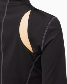 Buy 여성 밴드로고 하이넥 반팔 티셔츠 in color CK BLACK