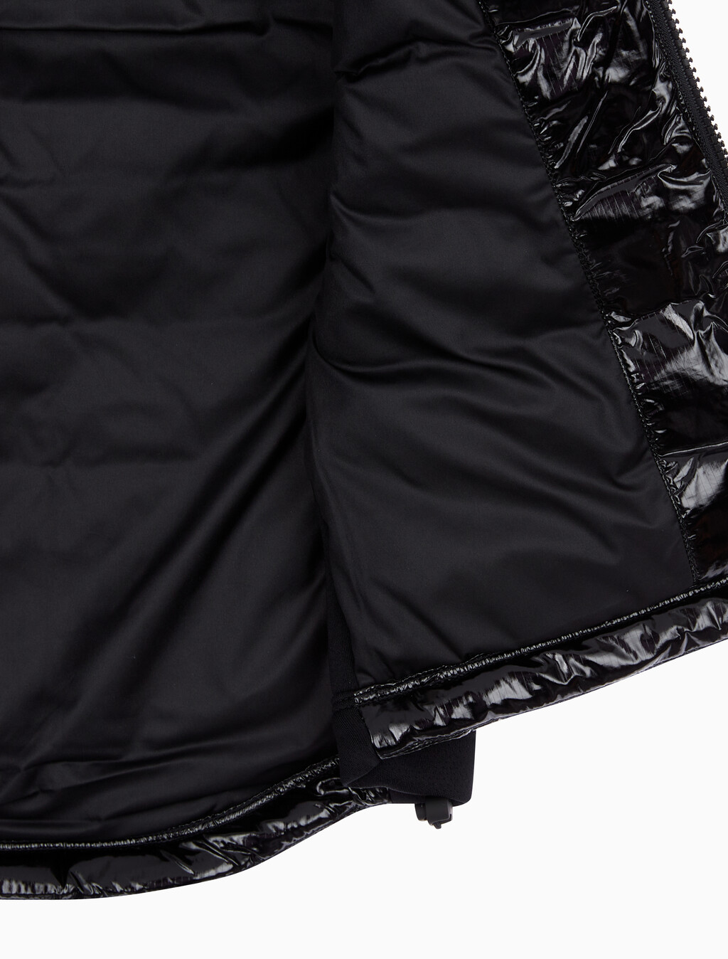 Buy 여성 슬림핏 다운 베스트 in color BLACK
