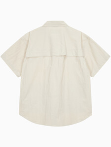 Buy 남성 유틸리티 오버핏 반팔 셔츠 in color CLASSIC BEIGE