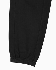 Buy 남성 릴렉스 핏 에센셜 스웻팬츠 in color BLACK
