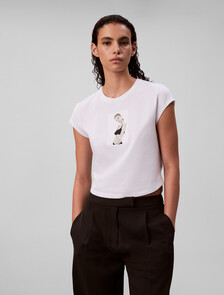 Buy 클래식 케이트 모스 S/S 베이비 티셔츠 in color BRILLIANT WHITE