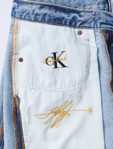 Buy Jung Kook for Calvin Klein 여성 90S 스트레이트 데님 in color 550 REBEL
