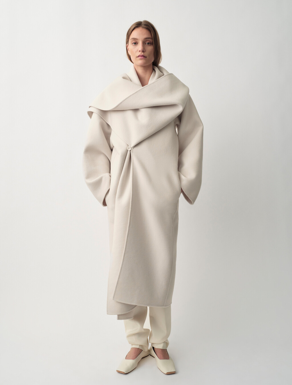 Buy AMELIA WOMENS CASHMERE COAT in color DESERT SAND DUN