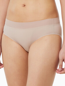 Buy 여성 인비져블 NSE 메쉬 AF 힙스터 in color CEDAR