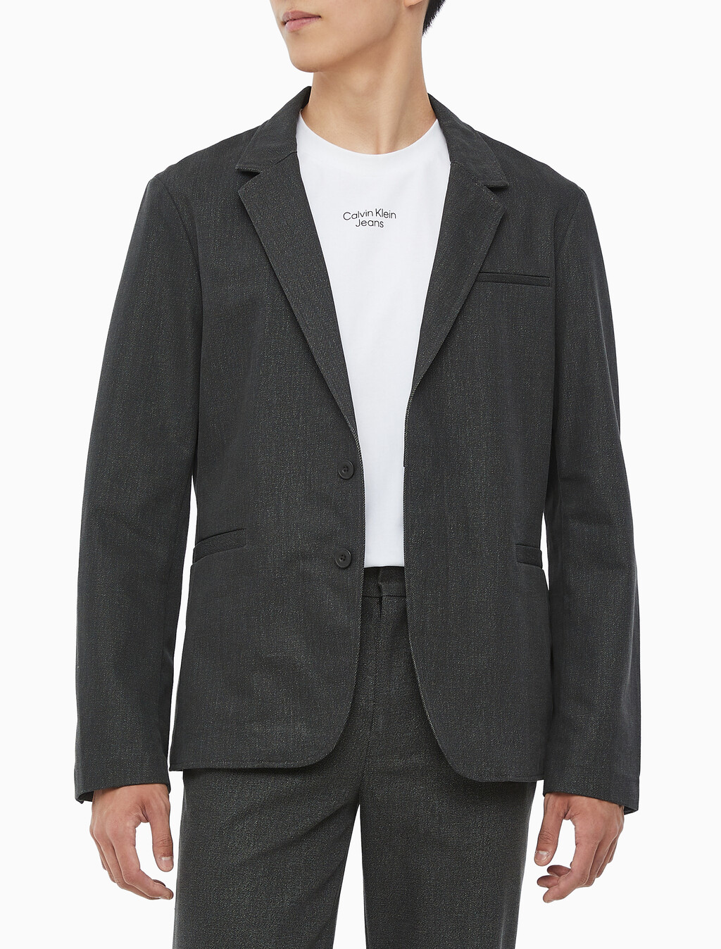 Buy 남성 롱슬리브 언라인드 스트럭쳐 블레이저 in color CHARCOAL