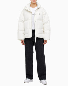 Buy 여성 숏 렝스 스탠드 카라 푸퍼 다운 재킷 in color WHITE