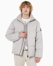Buy 남성 레귤러핏 스탠드 카라 숏 다운 푸퍼 재킷 in color GREY