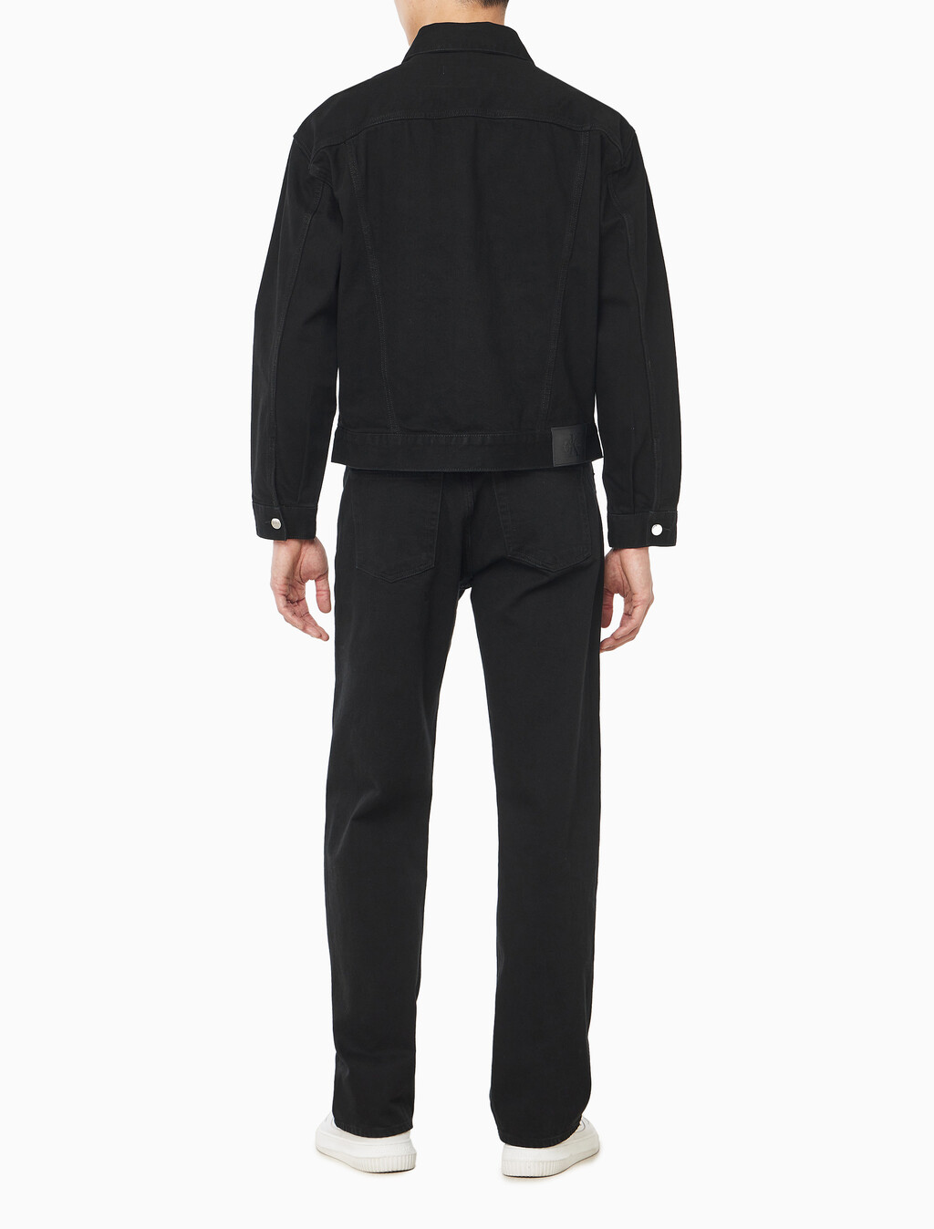 Buy 90S 트러커 자켓 in color BLACK