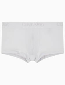 Buy 남성 CK 블랙 3PK 로우 라이즈 트렁크 in color Charcoal / Dark Pink / White